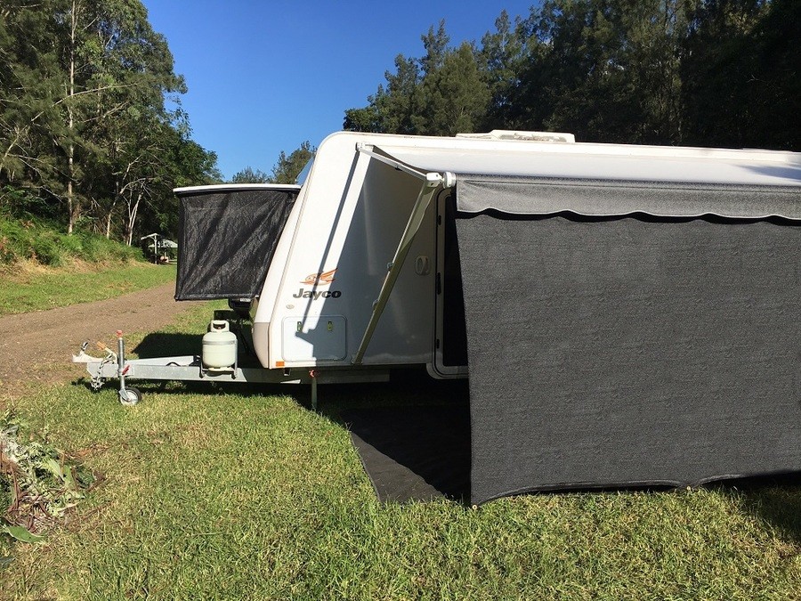 Rv awning screen shade